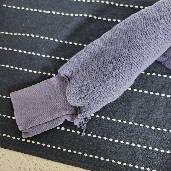 Imogen + Willie Distressed Crewneck Sweatshirt Blue Size XS - Picture 3 of 6